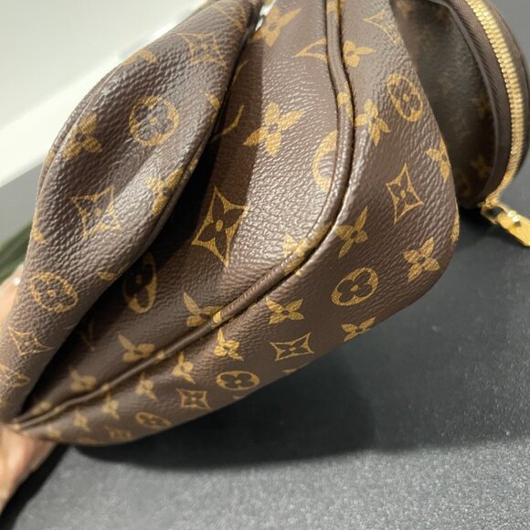 Louis Vuitton Monogram Canvas Multi Pochette Accessories Gold Hardware (118344) - Picture 6 of 12